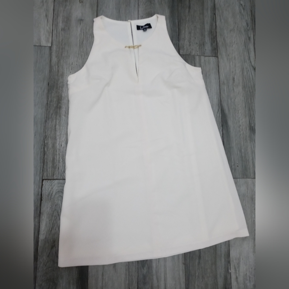 Lulu's all white Sleeveless Double V Neck Midi Shift Dress Chain accent front
